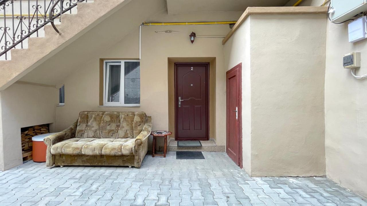 Evu Long Street * Braşov